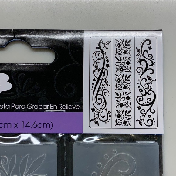 Darice Embossing Folder in Flourishes Border Design Pattern Set of 3 - Picture 2 of 6